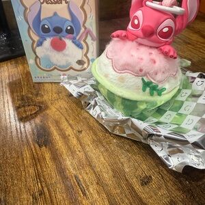 Miniso Lilo & Stitch Dessert Plush/Vinyl Charm